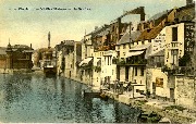Charleroi. Vieilles maisons sur la Sambre
