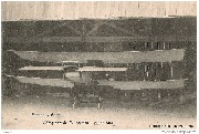 Farman &agrave; Gand. L'A&eacute;roplane de M. Farman vu de face