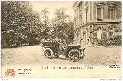 Palais Royal de Bruxelles. L'Automobile du Roi. La machine de course