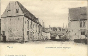 YPRES, -La Gendarmerie (Ancien Béguinage)