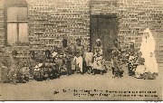 Haut-Congo Belge. Femmes indigènes avec leurs enfants. Belgisch Opper-Congo Inboorlingen met haar kinderen Haut-Congo Belge. Femmes indigènes avec leurs enfants. Belgisch Opper-Congo Inboorlingen met haar kinderen