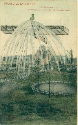 Bruxelles exposition 1910. Manneken-Pis en A&eacute;roplane sur le pavillon de l'Allemagne